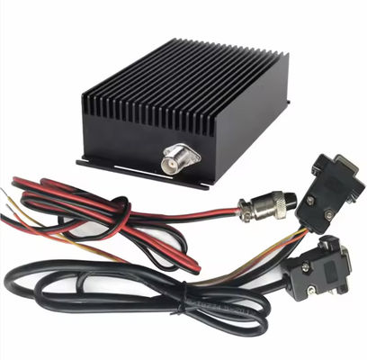 संवेदनशीलता डीएसपी विरोधी बाधा रिसीवर 50W आउटपुट पावर डीसी 12V